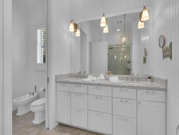 Naples Vacation Rental Near the Beach - Olde Naples Luxury Home